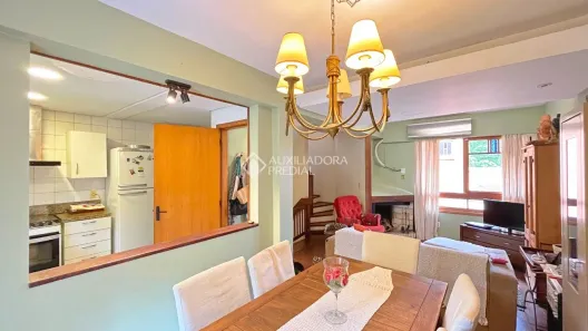 Casa com 3 Quartos à venda, 154m² no Espírito Santo, Porto Alegre