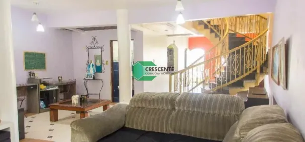 Sobrado com 3 Quartos à venda, 283m² no Vila Vitória, Santo André