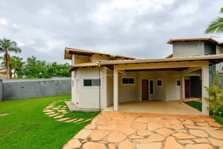 Casa com 4 Quartos à venda, 300m² no Setor Habitacional Jardim Botânico, Brasília