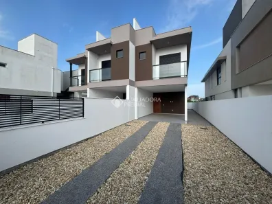 Casa com 3 Quartos à venda, 144m² no Campeche, Florianópolis