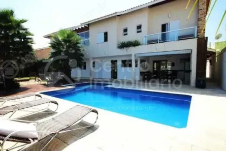 Casa com 6 Quartos à venda, 480m² no Jardim Beira-Mar, Peruíbe