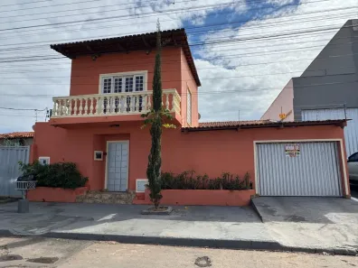 Sobrado com 3 Quartos à venda, 380m² no Parque Trindade, Aparecida de Goiânia