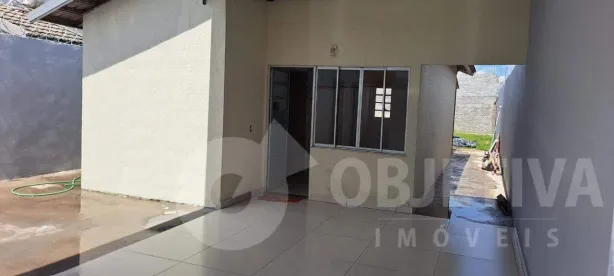 Casa com 2 Quartos à venda, 43m² no Loteamento Monte Hebron, Uberlândia