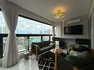 Apartamento com 4 Quartos à venda, 180m² no Meia Praia, Itapema