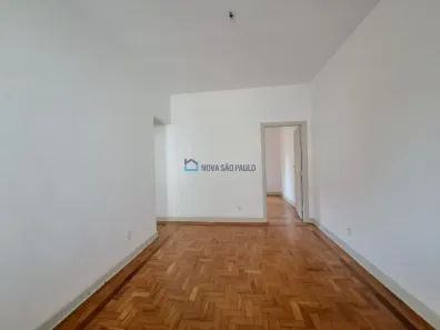Apartamento com 2 Quartos à venda, 84m² no Aclimação, São Paulo