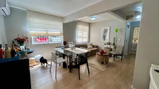 Apartamento com 2 Quartos à venda, 65m² no Coqueiros, Florianópolis