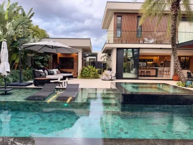 Casa de Condomínio com 4 Quartos à venda, 600m² no Residencial Portal da Mantiqueira, Taubaté
