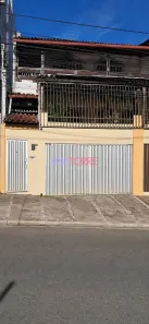 Sobrado com 3 Quartos à venda, 210m² no Boa Vista, Ilhéus