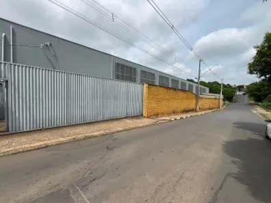 Galpão/Depósito/Armazém para alugar, 1500m² no Jardim de Faveri, Cosmópolis