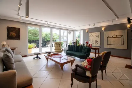 Sobrado com 4 Quartos à venda, 450m² no Bela Aliança, São Paulo