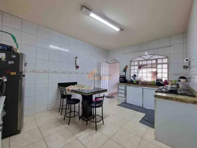 Casa com 3 Quartos à venda, 98m² no Tietê, Divinópolis