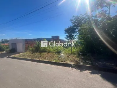 Lote/Terreno à venda, 360m² no Santa Rafaela, Montes Claros
