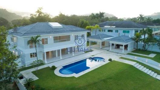 Casa com 5 Quartos à venda, 750m² no Balneario Praia do Perequê, Guarujá
