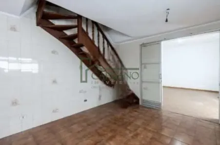 Casa com 3 Quartos para alugar, 250m² no Vila Romana, São Paulo