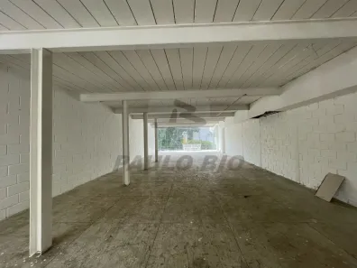 Prédio Comercial para alugar, 900m² no Água Branca, São Paulo