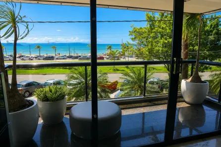 Apartamento com 4 Quartos para alugar, 253m² no Centro, Florianópolis
