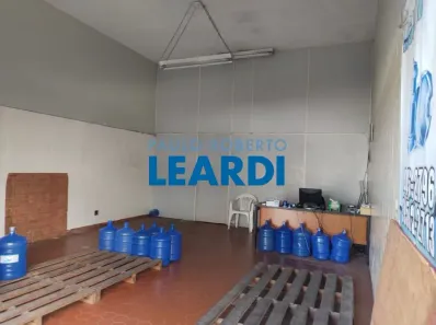 Imóvel Comercial à venda, 1350m² no Vila Valparaíso, Santo André