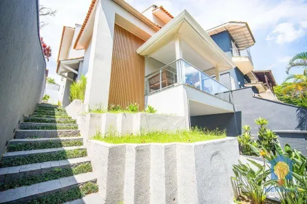 Casa de Condomínio com 4 Quartos à venda, 300m² no Jardim São Vicente, Cotia