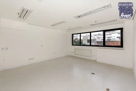 Sala Comercial para alugar, 40m² no Três Figueiras, Porto Alegre