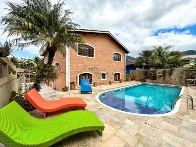 Casa com 5 Quartos à venda, 375m² no Lagoinha, Ubatuba