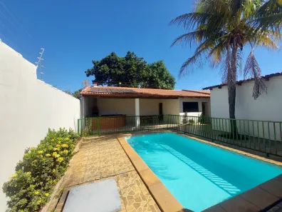 Casa com 4 Quartos para alugar, 250m² no Estância Itaici, Caldas Novas