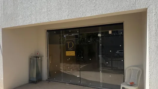 Ponto Comercial para alugar, 400m² no Estoril, Belo Horizonte