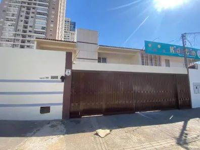 Sobrado com 4 Quartos para alugar, 100m² no Jardim América, Goiânia