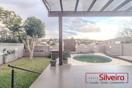 Casa com 3 Quartos à venda, 263m² no Medianeira, Porto Alegre