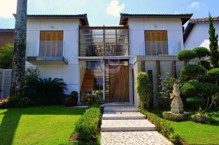 Casa de Condomínio com 5 Quartos à venda, 303m² no Jardim Acapulco, Guarujá