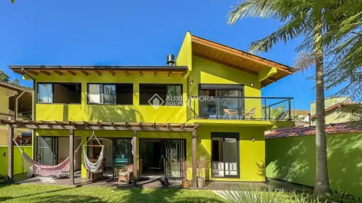 Casa com 3 Quartos à venda, 220m² no , Garopaba