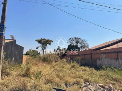 Lote/Terreno à venda, 420m² no Jardim Uirapuru, Campo Grande