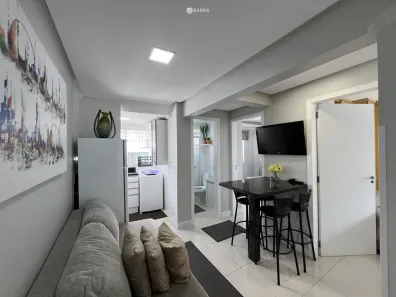 Apartamento com 2 Quartos para alugar, 60m² no Pioneiros, Balneário Camboriú