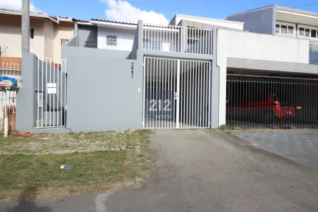 Sobrado com 3 Quartos para alugar, 91m² no Boqueirão, Curitiba