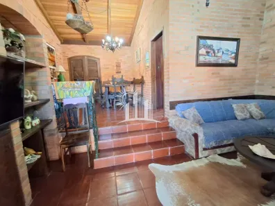 Casa com 4 Quartos para alugar, 141m² no Centro, Balneário Piçarras