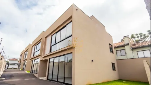 Casa de Condomínio com 3 Quartos à venda, 120m² no Santa Felicidade, Curitiba
