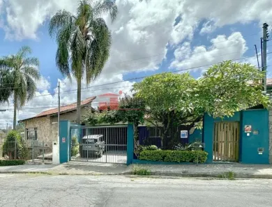 Sobrado com 4 Quartos à venda, 228m² no Jardim Jussara, São Paulo
