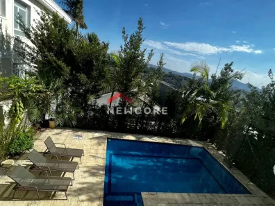 Casa de Condomínio com 4 Quartos à venda, 370m² no Alphaville, Santana de Parnaíba