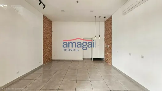 Sala Comercial para alugar, 57m² no Centro, Jacareí