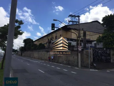 Galpão/Depósito/Armazém à venda, 1800m² no Cangaíba, São Paulo