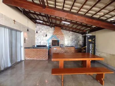 Casa com 3 Quartos à venda, 200m² no Tropical, Contagem