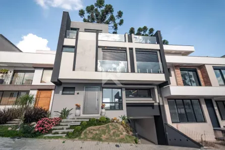 Casa com 3 Quartos à venda, 255m² no Santo Inácio, Curitiba