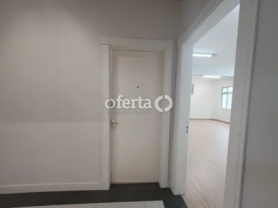 Sala Comercial com 3 Quartos à venda, 169m² no Centro, Curitiba