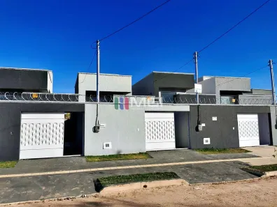 Casa com 3 Quartos à venda, 108m² no Residencial Marília, Senador Canedo