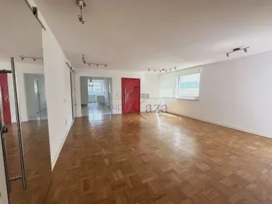Apartamento com 2 Quartos à venda, 142m² no Jardim Paulistano, São Paulo