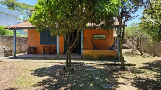 Casa com 4 Quartos à venda, 450m² no Itaipu, Niterói