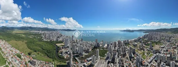 Apartamento com 3 Quartos à venda, 139m² no Meia Praia, Itapema