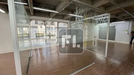 Sala Comercial para venda ou aluguel, 225m² no Cerqueira César, São Paulo