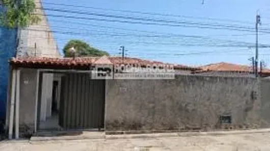 Casa com 3 Quartos à venda, 204m² no Lourival Parente, Teresina