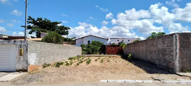 Lote/Terreno à venda, 275m² no Aruana, Aracaju