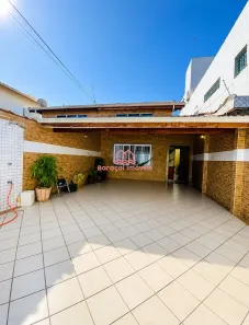 Sobrado com 4 Quartos à venda, 163m² no Ocian, Praia Grande